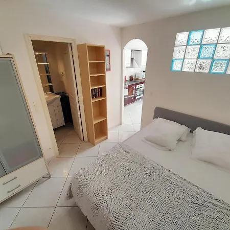 Village Naturiste Desir * Agde